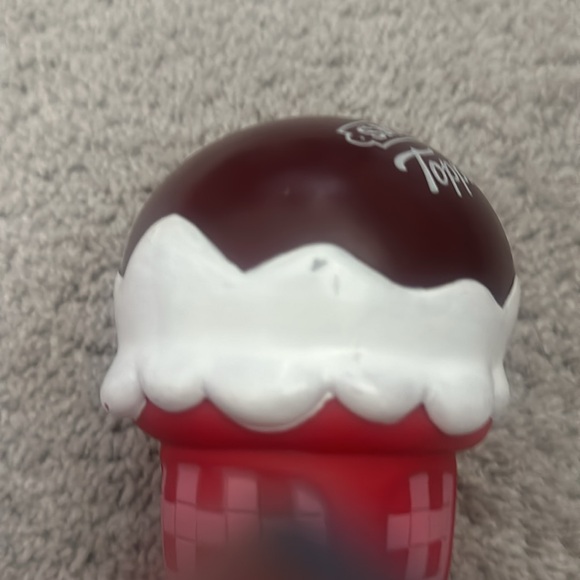 Smucker’s ice cream bank - Picture 4 of 4